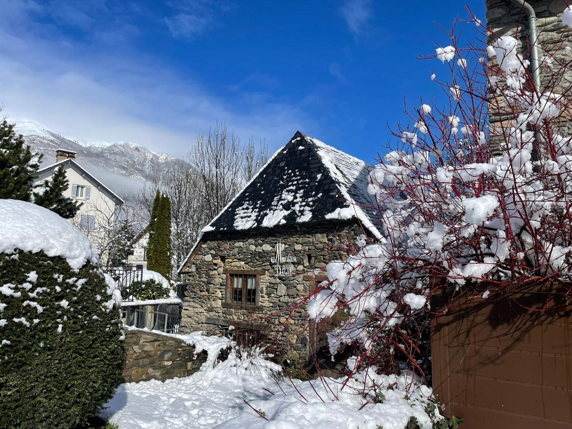 T2 Classe 3 Etoiles Coeur De Village Et Piscine Ext Saint-Lary-Soulan Bagian luar foto